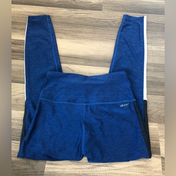 New Balance Leggings Size Small - Picture 6 of 13